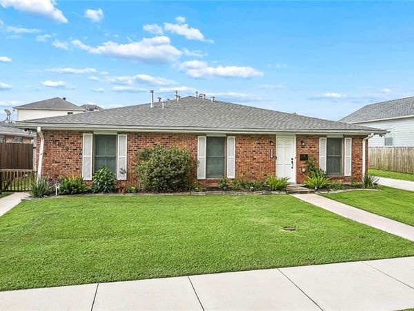 6017 BELLAIRE Drive , New Orleans, LA 70124
