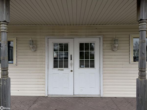 106 E Sixth Street, Hedrick, IA 52563