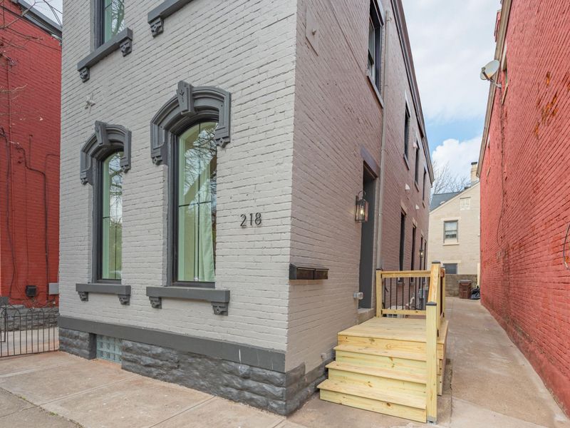 218 W 5th Street, Covington, KY 41011 Photo 3