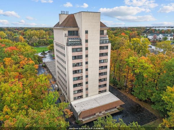 2631 NORTHERN ROAD, Unit 230, Appleton, WI 54914