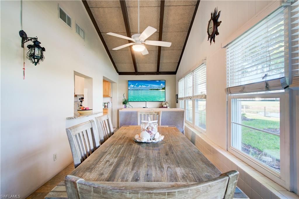 1037 Forest Lakes Dr , Unit 8D, Naples, FL 34105 Photo