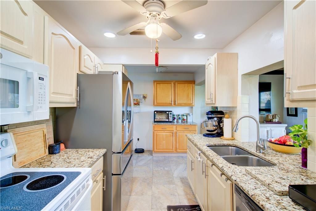 1037 Forest Lakes Dr , Unit 8D, Naples, FL 34105 Photo