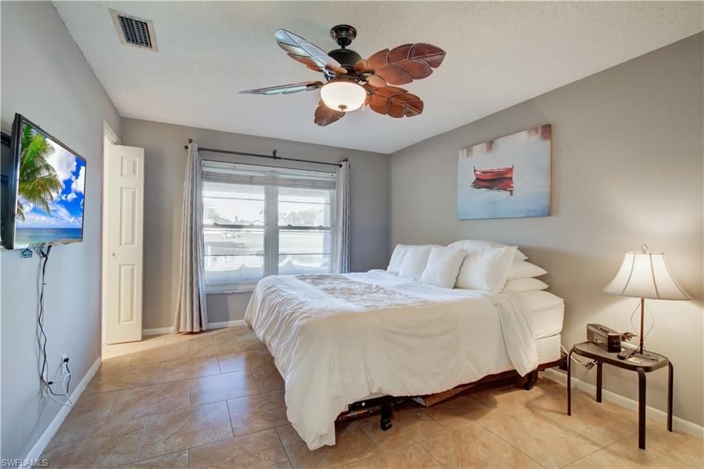 1037 Forest Lakes Dr , Unit 8D, Naples, FL 34105 Photo