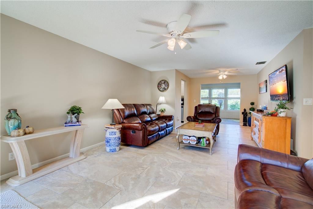 1037 Forest Lakes Dr , Unit 8D, Naples, FL 34105 Photo