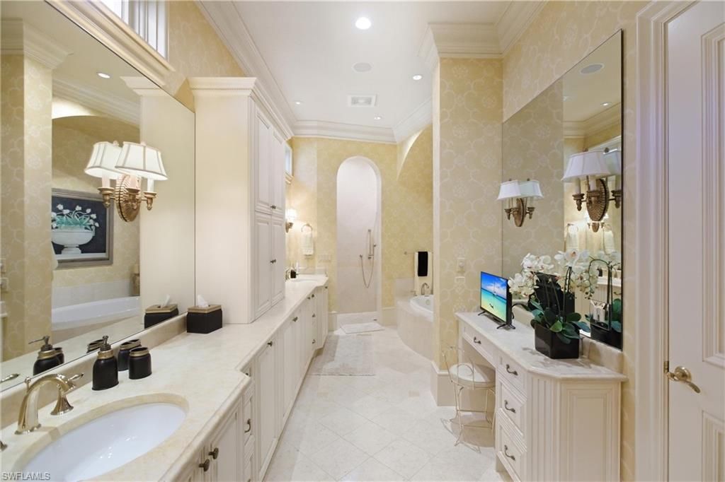 1363 Noble Heron Way , Naples, FL 34105 Photo