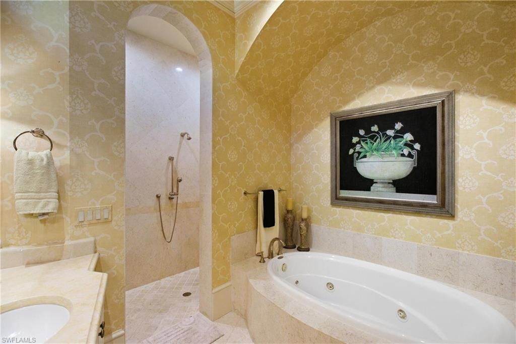 1363 Noble Heron Way , Naples, FL 34105 Photo