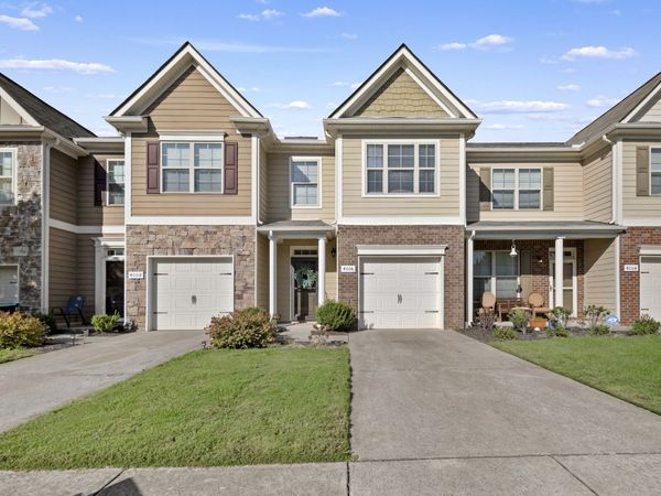 4006 Cannonsgate Ln, Murfreesboro, TN 37128