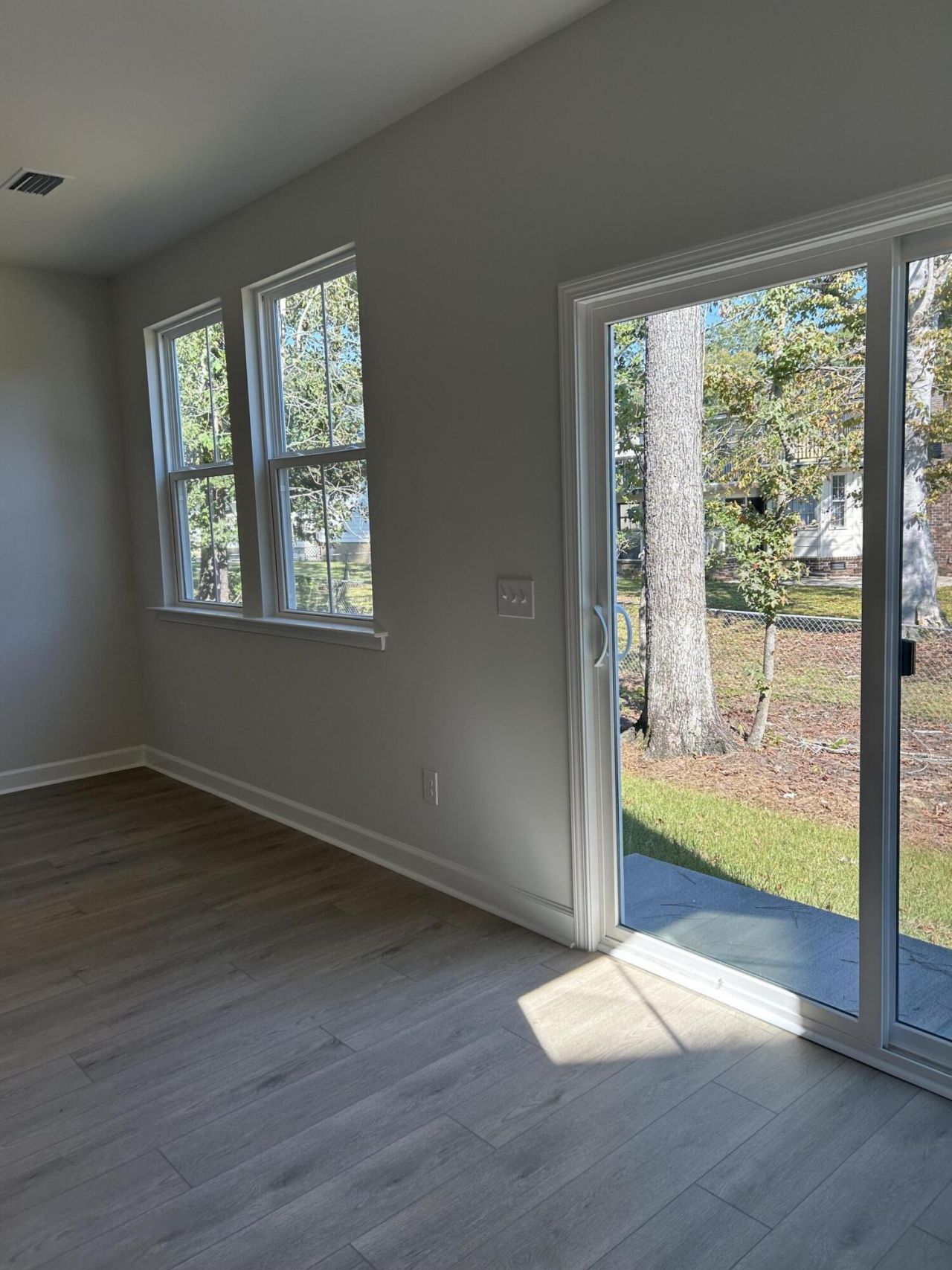 153 Berry Shoals Drive Photo 11