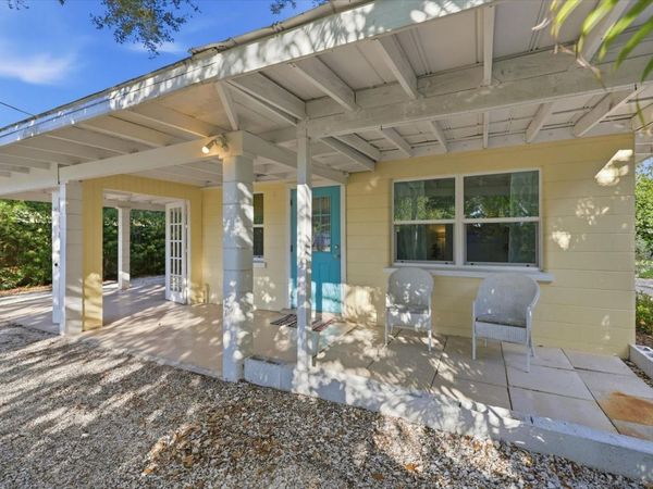 102 RIVER BOULEVARD N, NOKOMIS, FL 34275