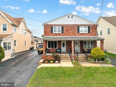 2609 CHESTNUT AVENUE, ARDMORE, PA 19003
