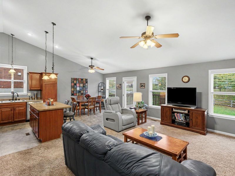 1114 Pinewood Drive, Independence, KY 41051 Photo 6