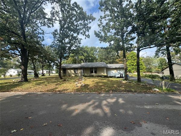 1405 Missouri Avenue , St Clair, MO 63077