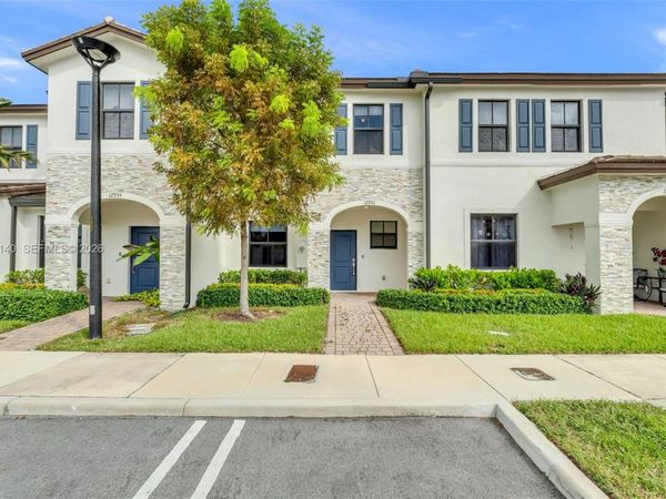 12953 SW 232 LN , Homestead, FL 33132