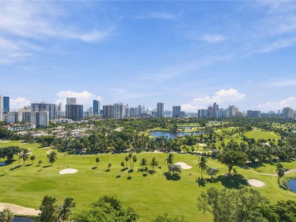 20355 NE 34th Ct , Unit 1824, Aventura, FL 33180