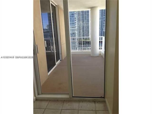 701 Brickell Key Bl , Unit 2404, Miami, FL 33131 Photo