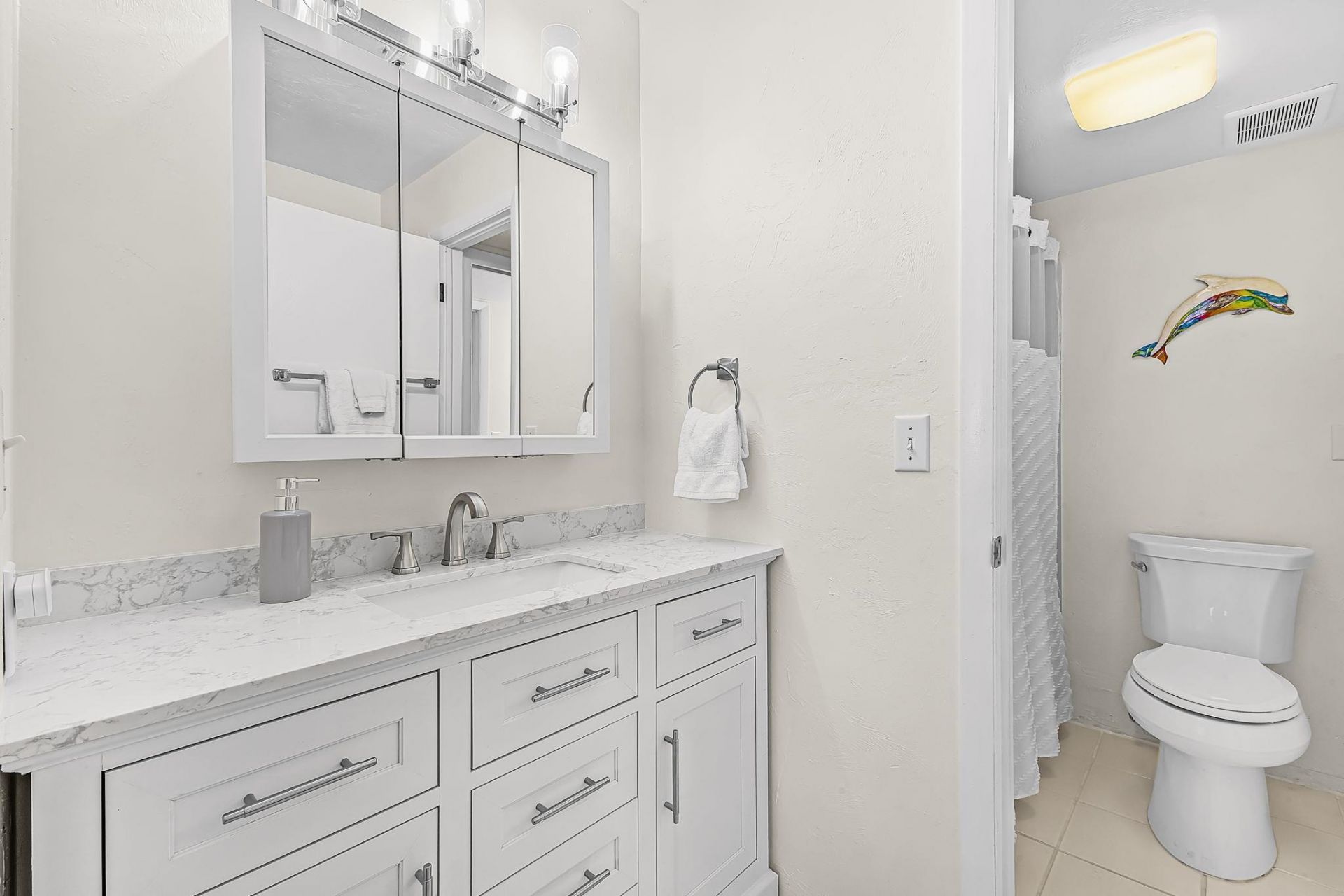 1250 Tennisplace Ct, Unit B32, Sanibel, FL 33957 Photo