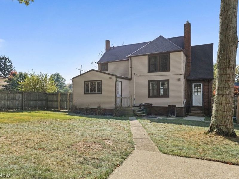 5901 Twin Lakes Drive, Parma, OH 44129 Photo 36