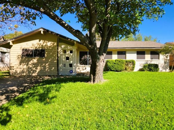 727 Sara Drive, Mesquite, TX 75149