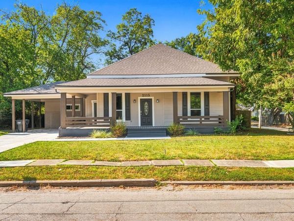 2115 Walworth Street, Greenville, TX 75401