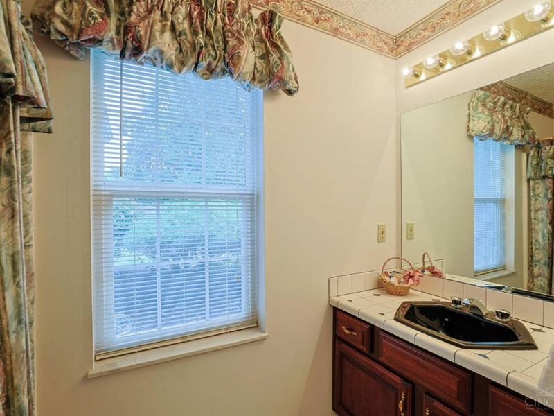 7610 Cheviot Road, Unit 509, Colerain Township, OH 45247 Photo 23