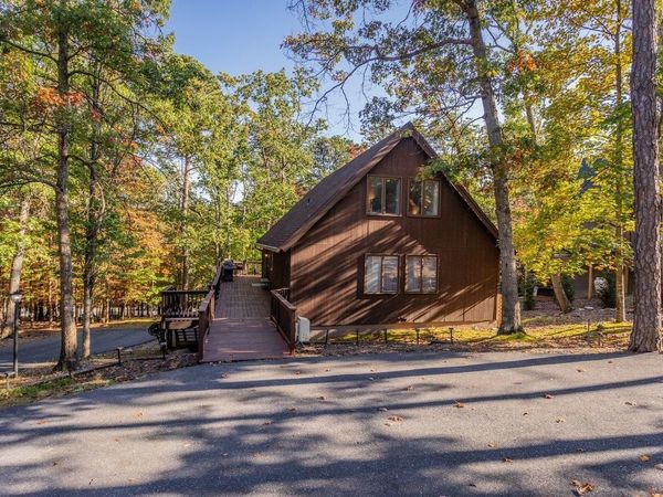 117 RAINIER RD, MCGAHEYSVILLE, VA 22840