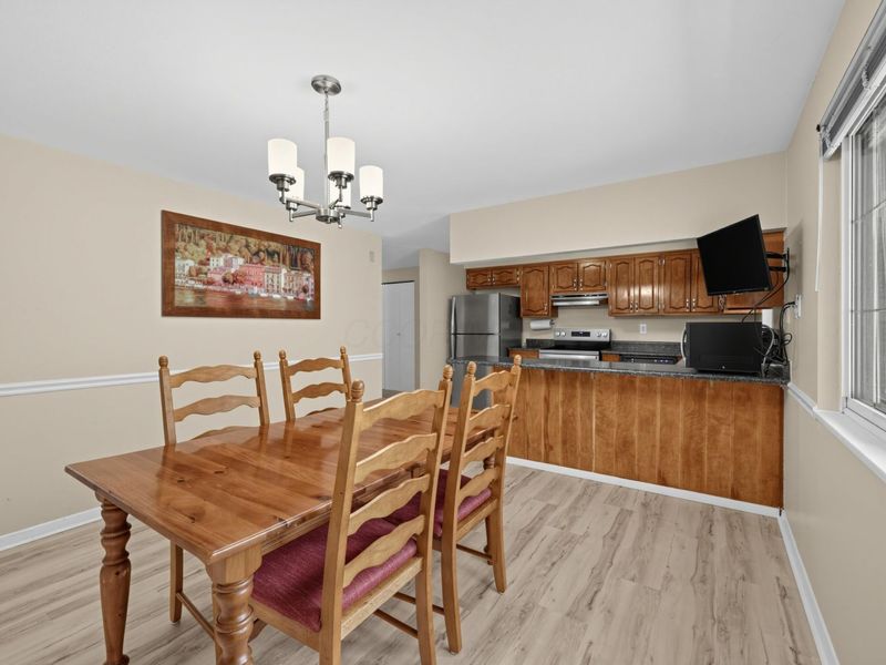 5123 Dobbs Drive , Dayton, OH 45440 Photo 10