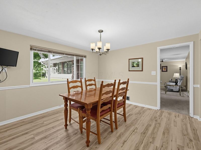 5123 Dobbs Drive , Dayton, OH 45440 Photo 12