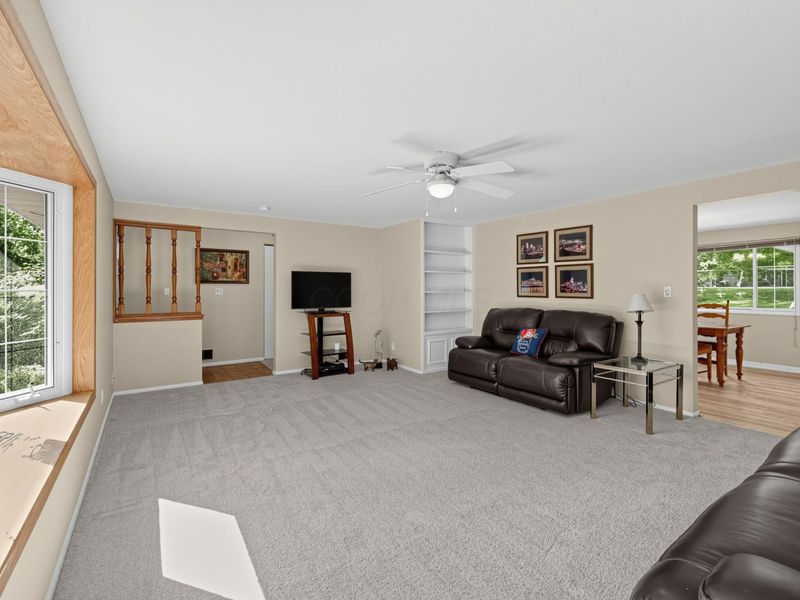 5123 Dobbs Drive , Dayton, OH 45440 Photo 3