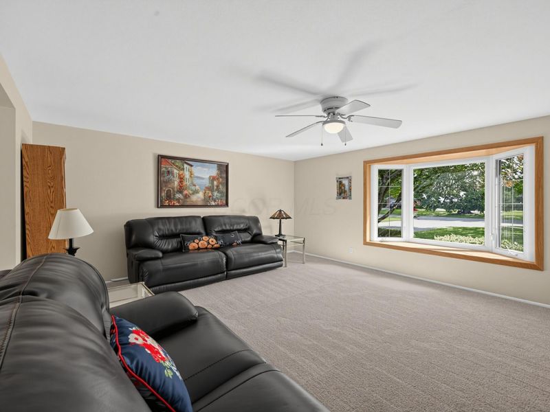5123 Dobbs Drive , Dayton, OH 45440 Photo 5