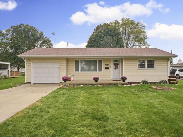 125 Maple Street , Gibson City, IL 60936