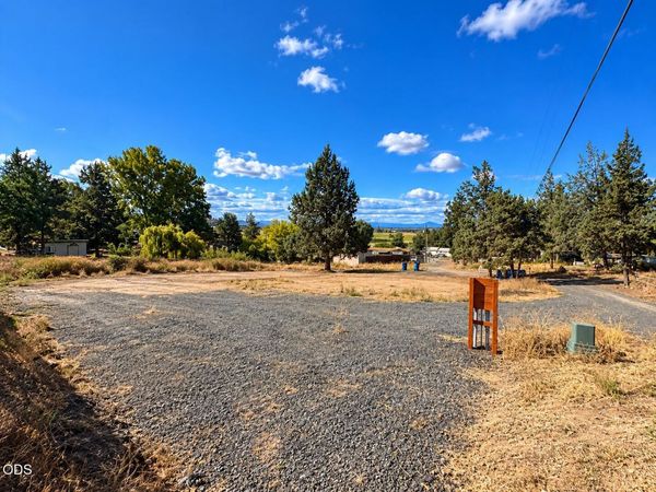8530 NW 2nd Street, Terrebonne, OR 97760