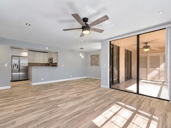 10791 NW 14th St , Unit 297, Plantation, FL 33322