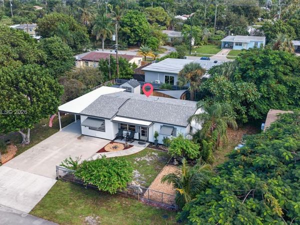 2864 NE 12th Ter , Pompano Beach, FL 33064