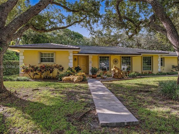 8100 SW 155th St , Palmetto Bay, FL 33157