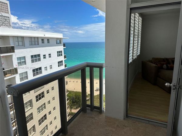 6039 Collins Ave , Unit PH21, Miami Beach, FL 33140