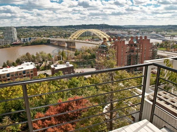919 Riverview Place, Cincinnati, OH 45202