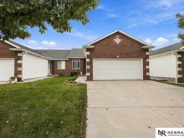 8409 S Tularosa Court, Lincoln, NE 68516