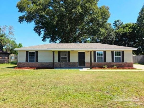 6640 Dallas Ave, Pensacola, FL 32526