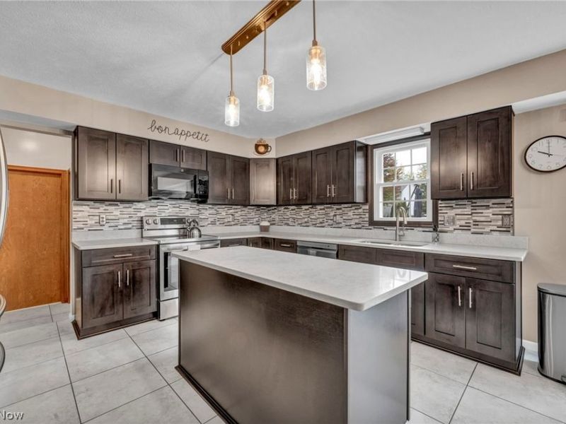 15249 Sassafras Drive, Strongsville, OH 44136 Photo 22