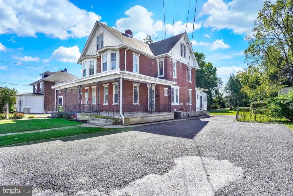 3305 MARKET STREET, CAMP HILL, PA 17011