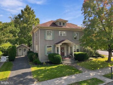 204 FIFTH AVENUE, CHAMBERSBURG, PA 17201