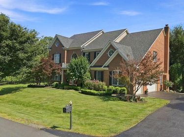 40741 CHEVINGTON LANE, LEESBURG, VA 20175