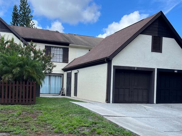 4114 WOODLARK DRIVE , TAMPA, FL 33624