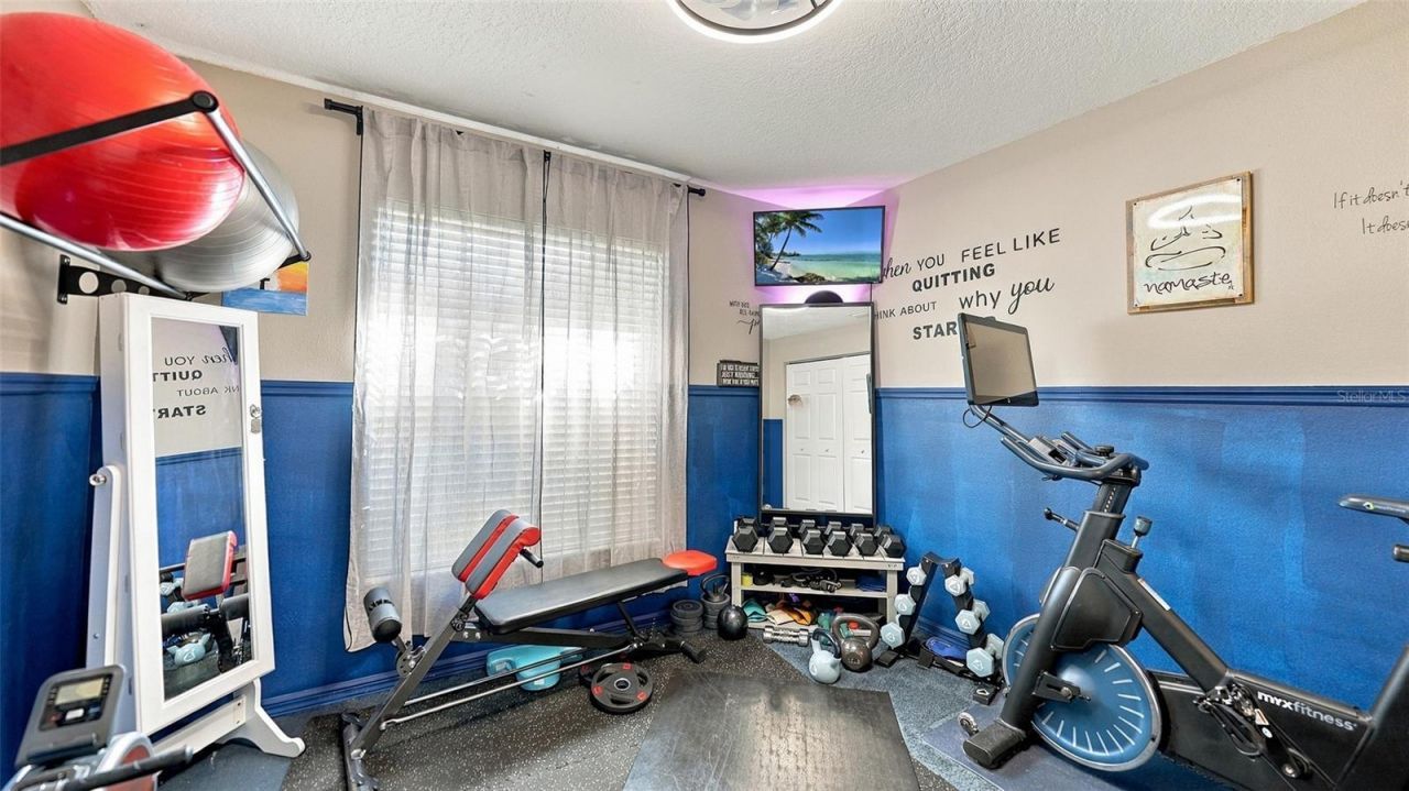 6618 68th Street E, Bradenton, FL 34203 Photo