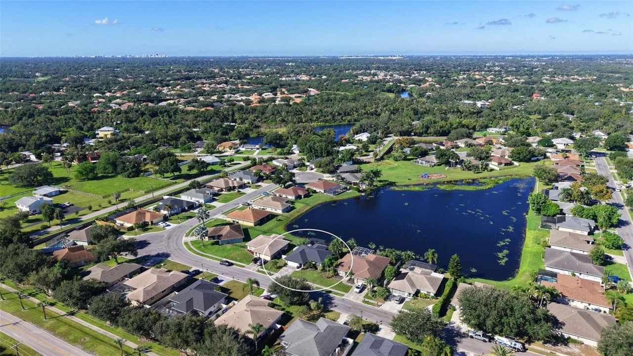 6618 68th Street E, Bradenton, FL 34203 Photo