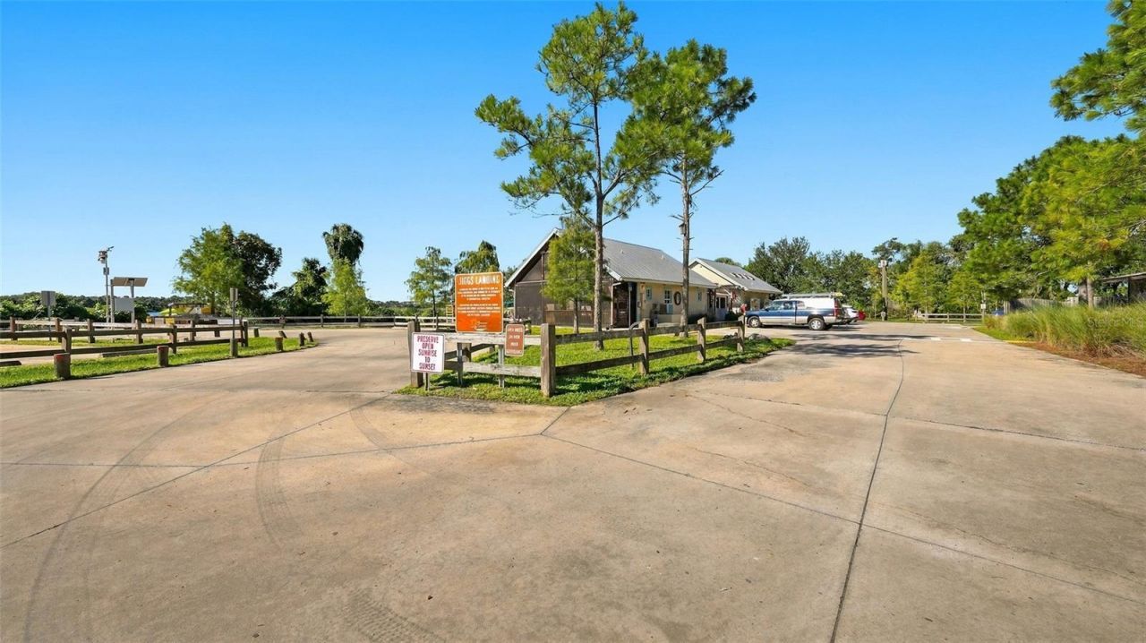 6618 68th Street E, Bradenton, FL 34203 Photo