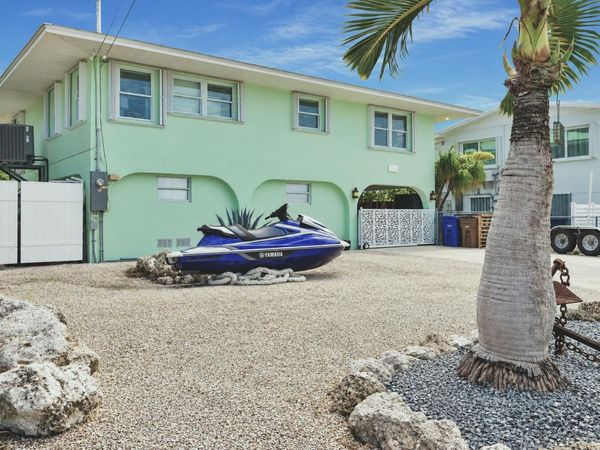 2110 Dolphin Drive, MARATHON, FL 33050
