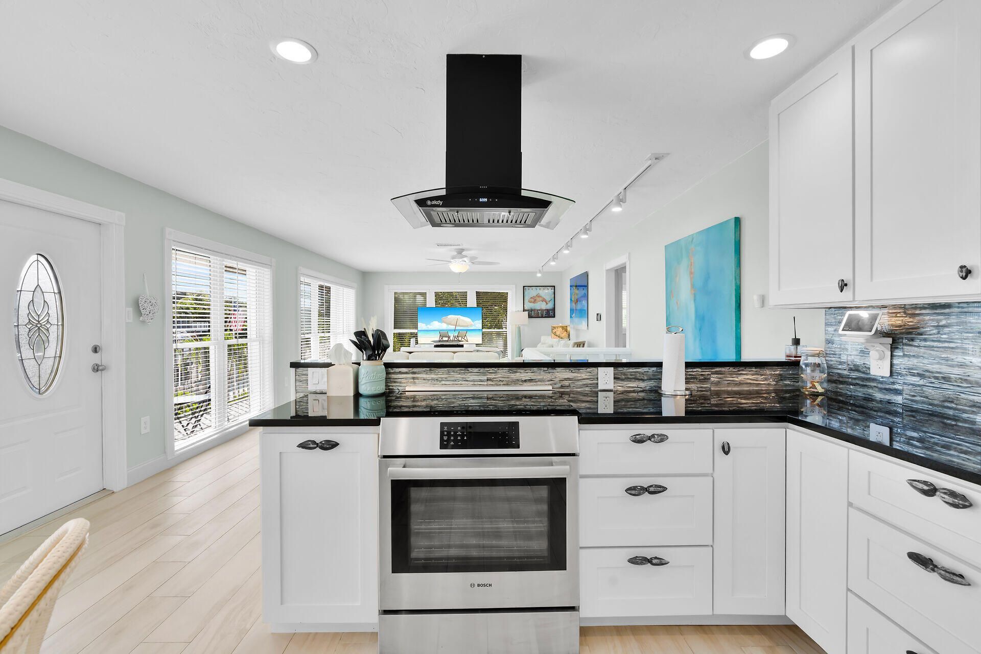 2110 Dolphin Drive, Marathon, FL 33050 Photo
