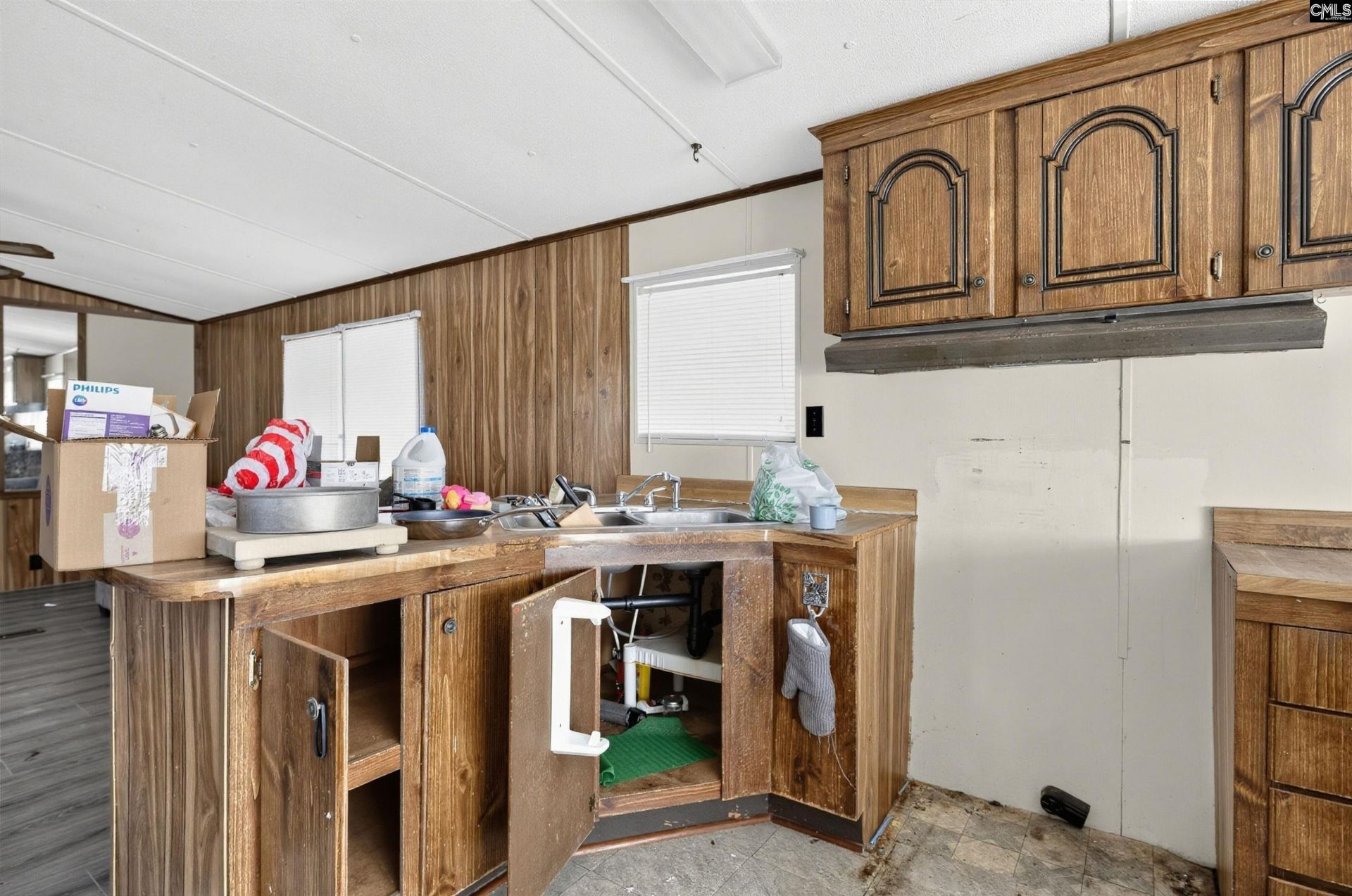 1510 Englewood Road  Photo 9
