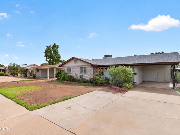 1833 E BOISE Street, Mesa, AZ 85203